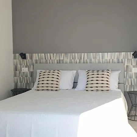 Anthea 圣毛罗奇伦托