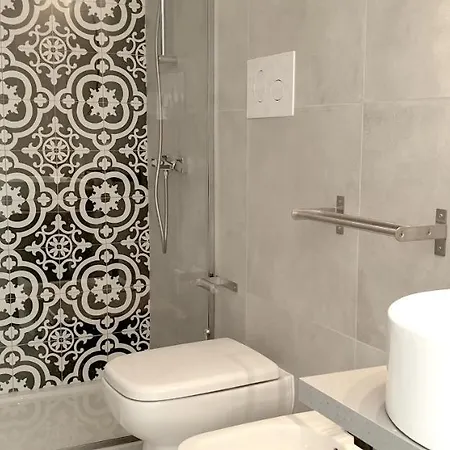 Anthea 圣毛罗奇伦托