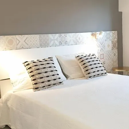 Apartament Anthea *