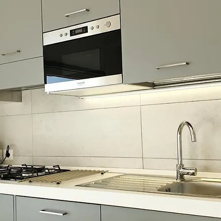 Apartament Anthea *